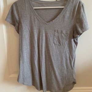 grey t-shirt